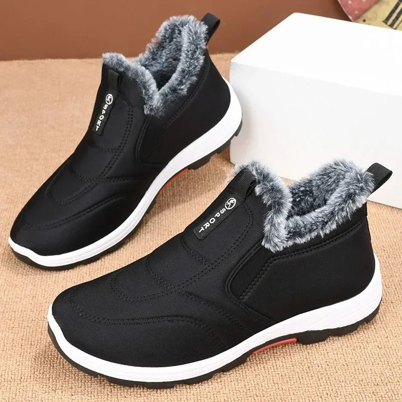 bota, bota de inverno, bota inverno masculina, bota inverno feminina, bota peluciada, bota peluciada cano curto, bota impermeável, bota à prova de chuva, bota de frio, bota masculina de frio