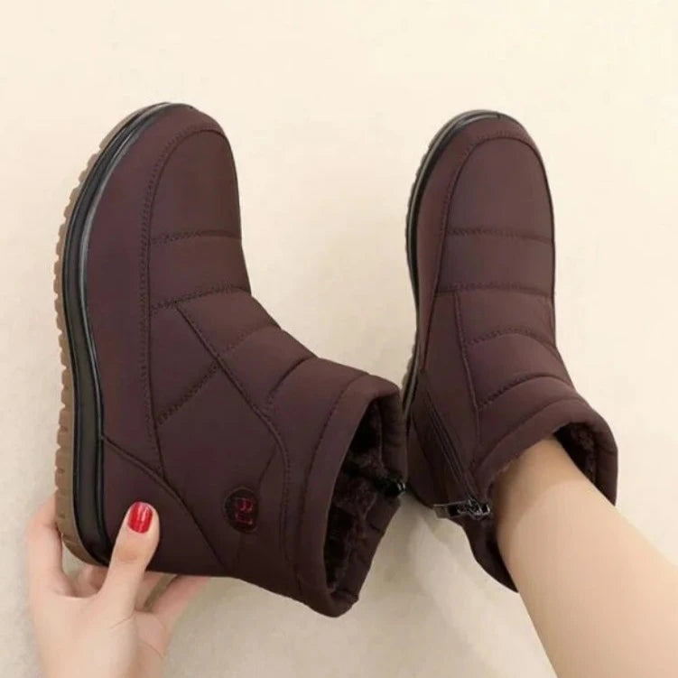 bota, bota de inverno, bota inverno masculina, bota inverno feminina, bota peluciada, bota peluciada cano curto, bota impermeável, bota à prova de chuva, bota de frio, bota masculina de frio