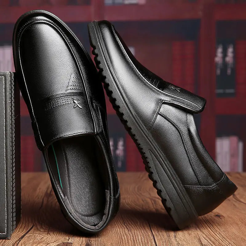 tênis slip on masculino, sapato catepillar masculino, zara, sapato prada masculino, corturno masculino, sapato ortopédico em couro masculino, sapato social masculino, sapato ortopédico masculino marrom, sapato social confortável masculino